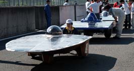 $B%F%9%H$K8~$+$&9b66(B