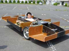 $B=PMh>e$,$C$?%7%c!<%7It$KEEAu7OAH$_9~$s$G;nAv(B